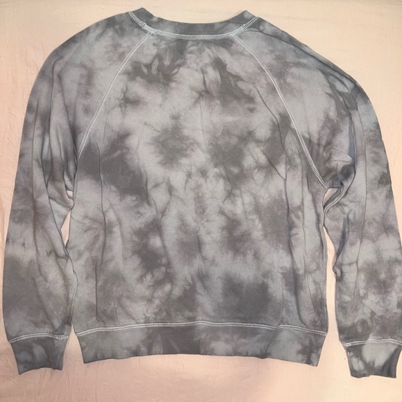NWT: Womens OLD NAVY sweatshirt - Picture 2 of 6